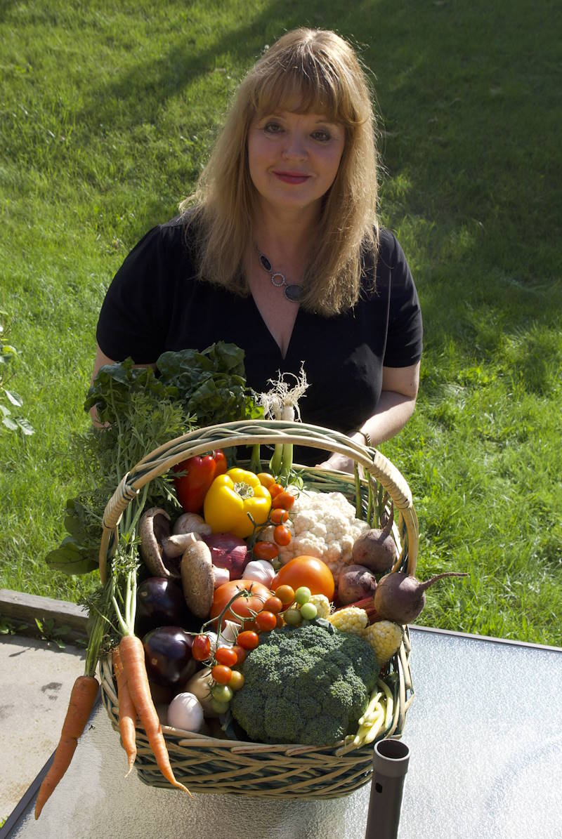 Diana with vegetables